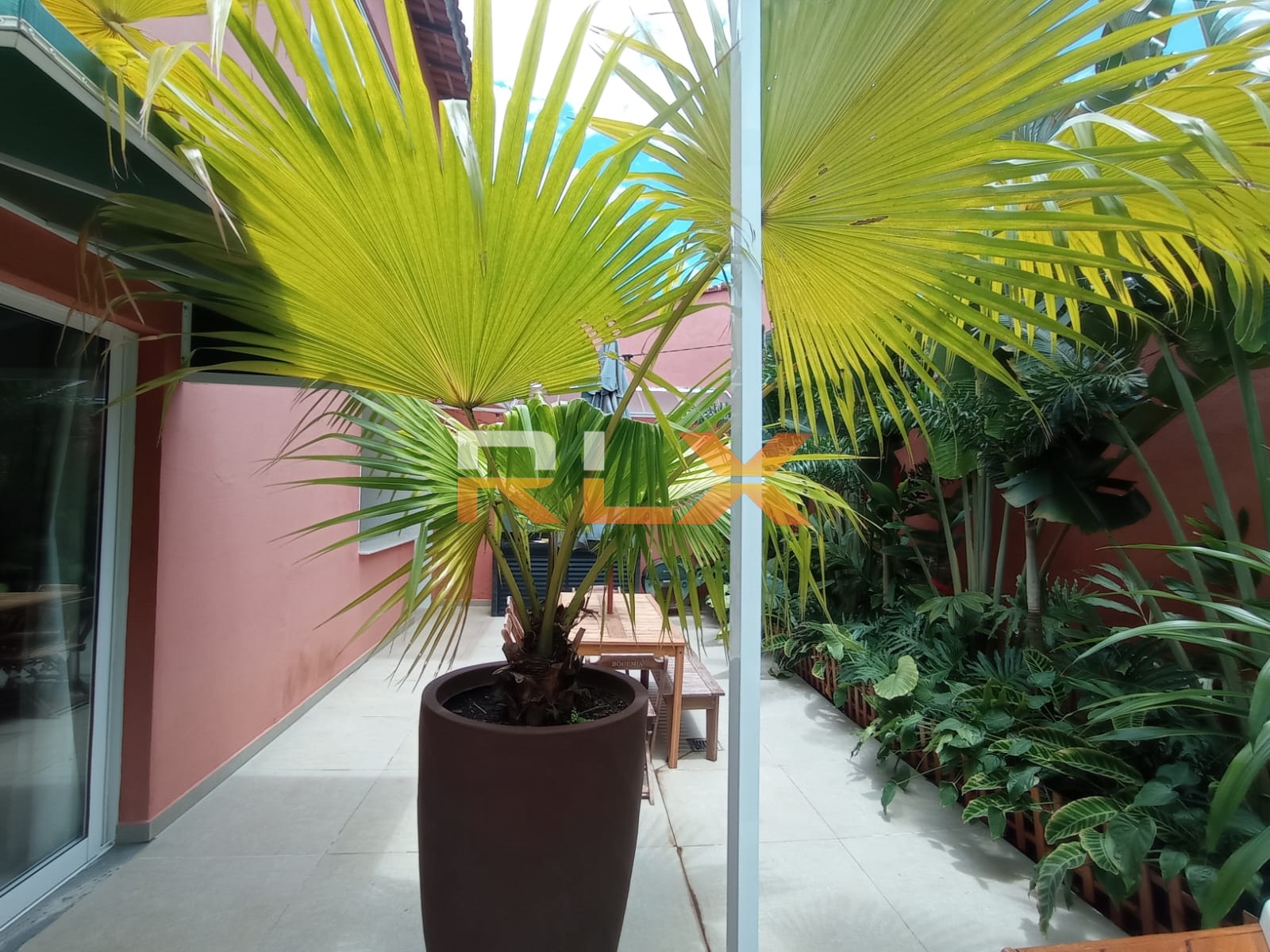 WhatsApp Image 2025-11-03 at 14.00.21 (1)